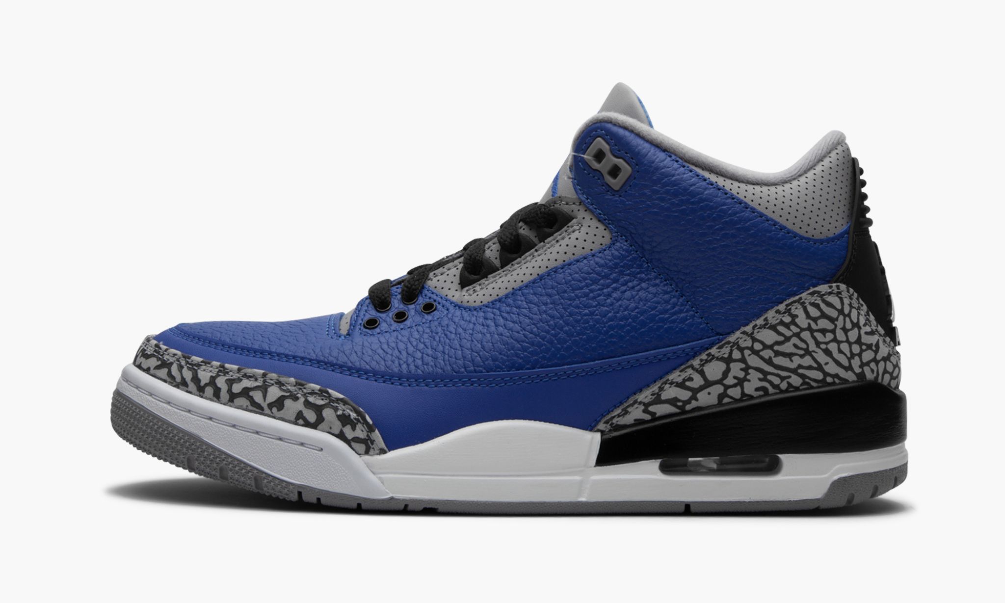 Air Jordan 3 Retro “Blue Cement”