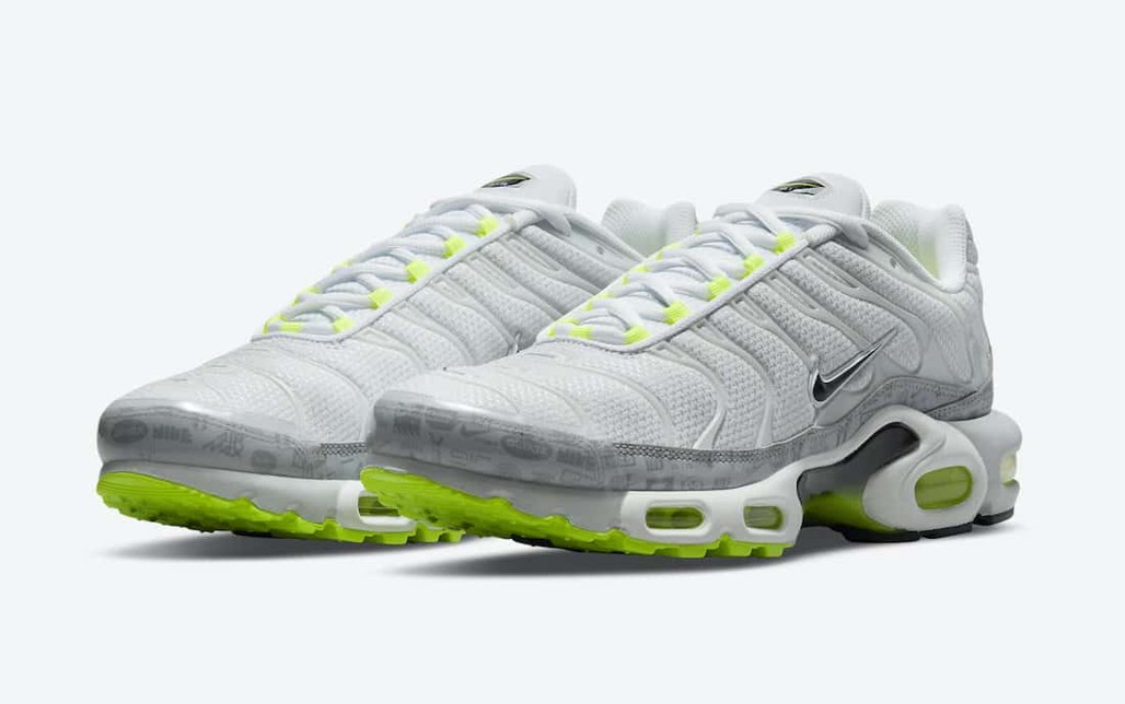 Nike Air Max Plus Reflective Logo