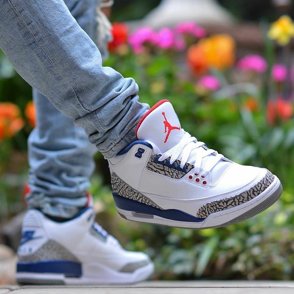 Jordan 4 Retro White Cement (2016)